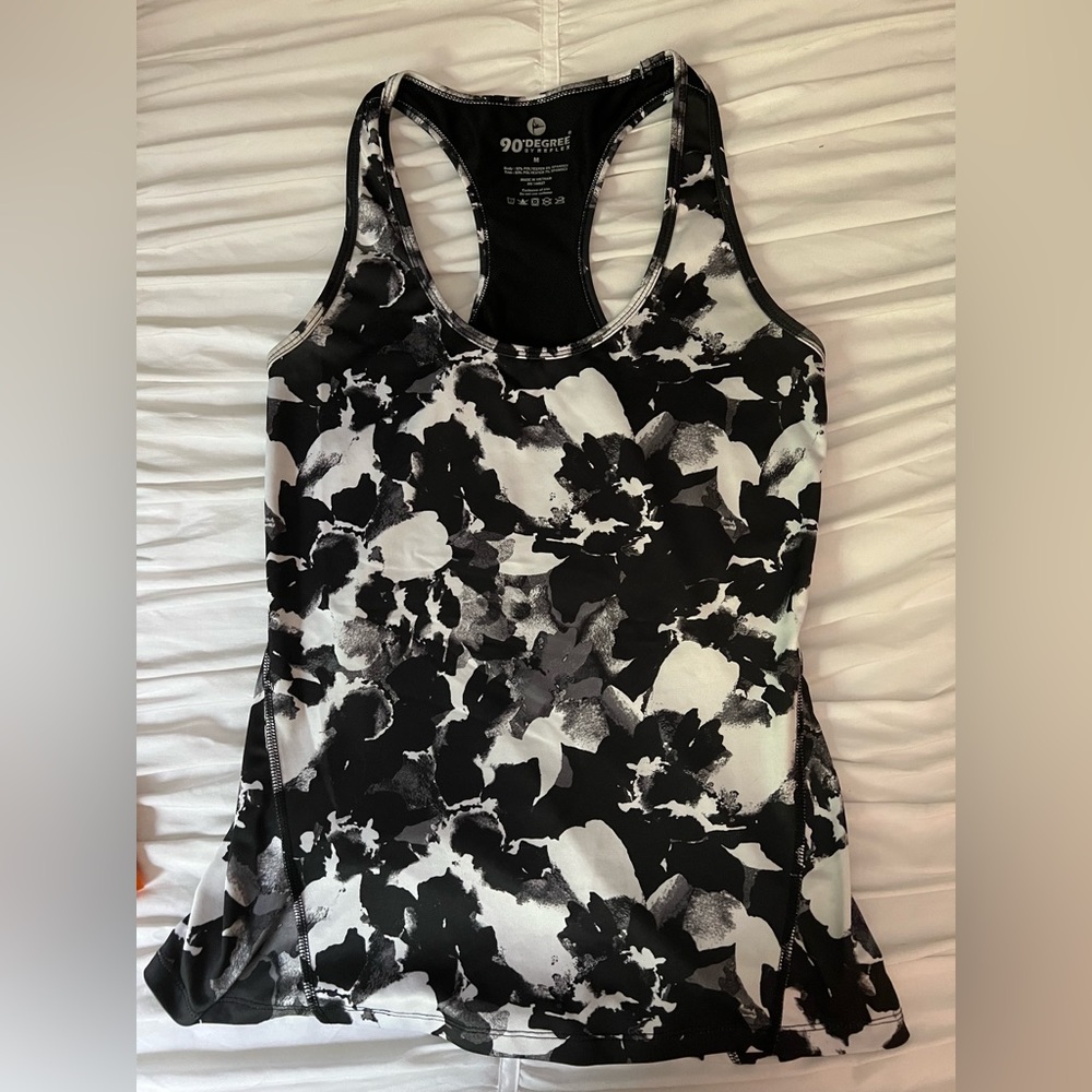 90 degree athletic tank top